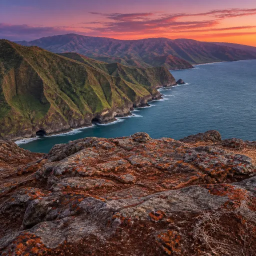 Where to go in Kauai for an elegant journey through wild coasts and deep canyons